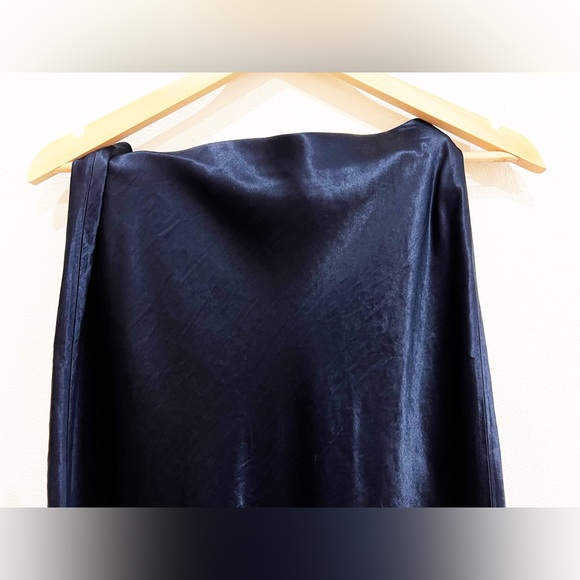 Vince Navy Satin Slip Skirt size small - Picture 5 of 6